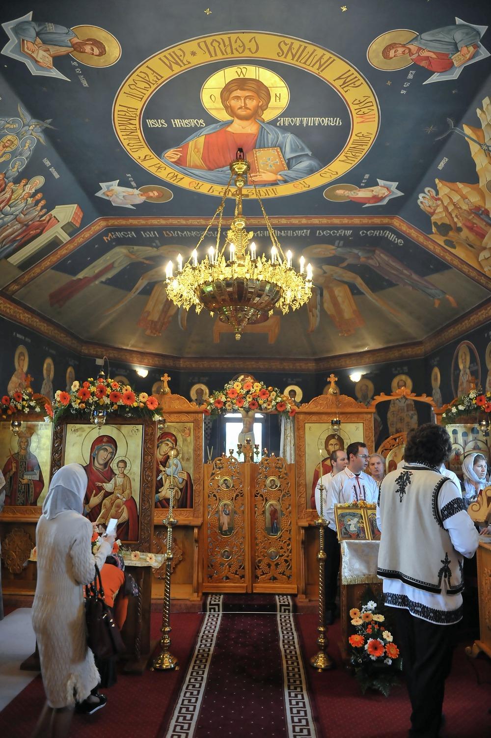 Biserica împodobită